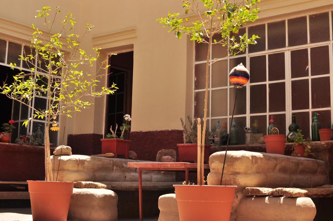 Hostal La Antigua Умауака Екстериор снимка